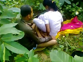 Indian school bird fucking tutor in outdoor sex porn video